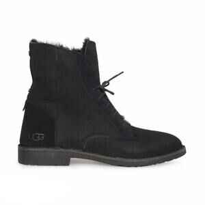 UGG Quincy Boots Size 9 Womens Black Sheepskin lined Combat Style Boots